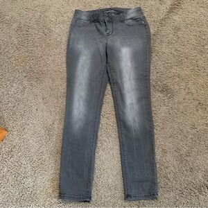 Maurice’s Gray Jeans Medium